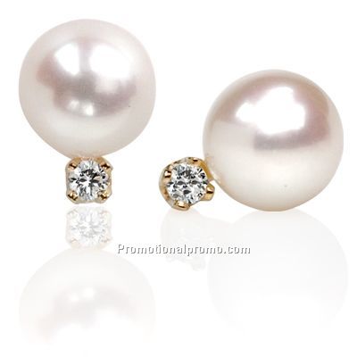 Cultured pearl and diamond earrings 14k yellow gold