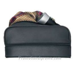LEATHER TOILETRY BAG