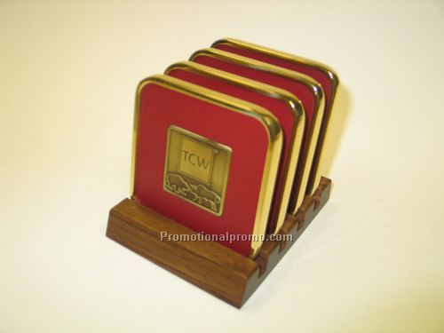 S/U WALNUT SQUARE BRASS