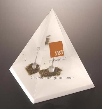 4-Sided Pyramid w/ Colored Bottom