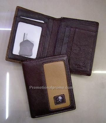 man leather wallet