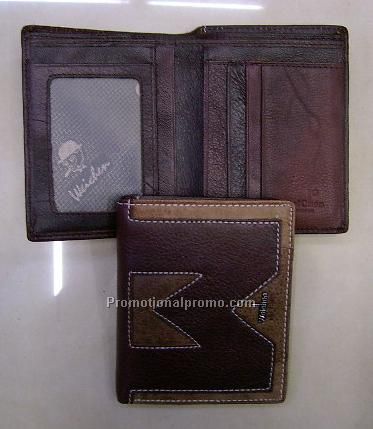 man leather wallet