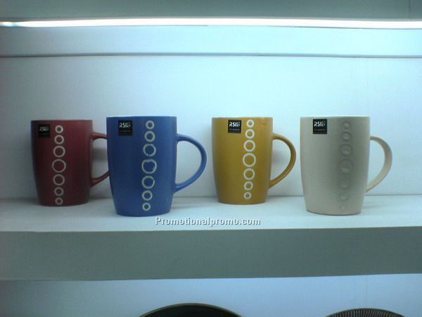 Barrel Shape Tea Mug With Scratched Design