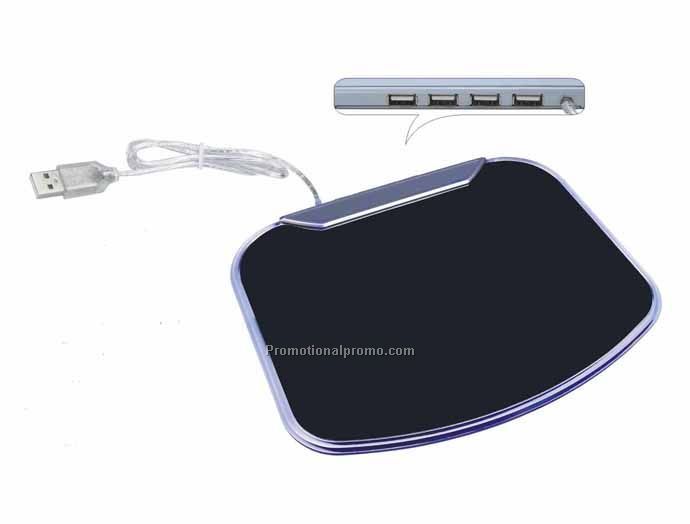 USB hub mouse pad