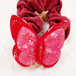 Diamond hair bundles