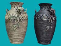 Crab basket resin vase