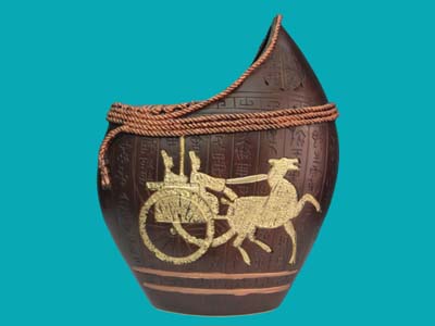 enciant horse resin vase