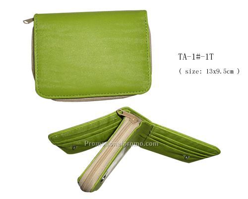 Green PU fashion zip women`s wallet
