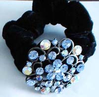 Diamond hair bundles