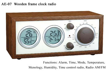 AE-07 Wood Frame Clock Radio