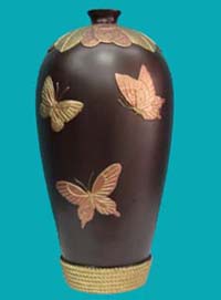 Butterfly-carve resin vase