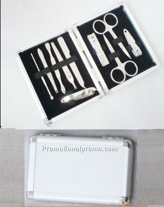 Manicure sets