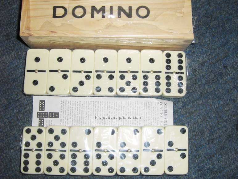 Dominoes