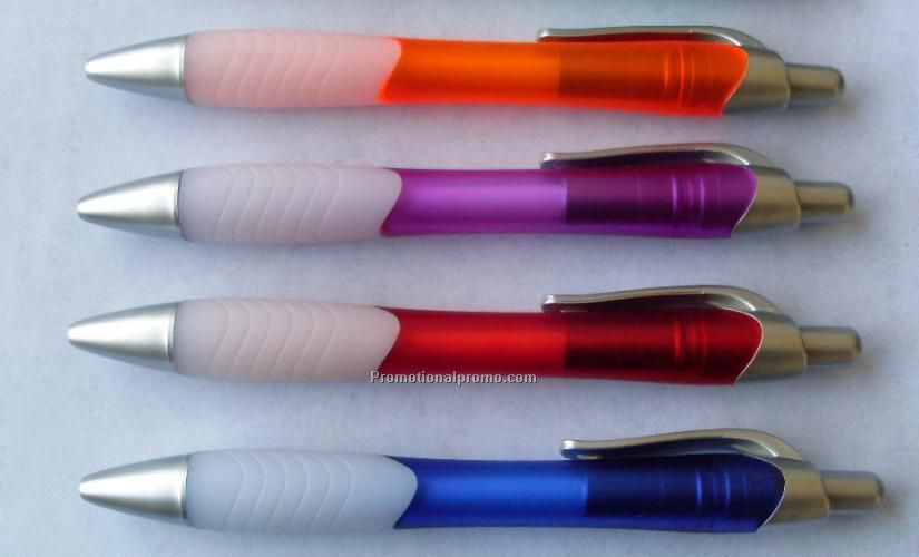 Plastic ballpen