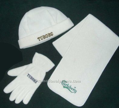 Cap, glove and scraf