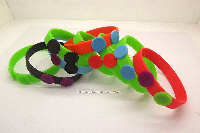 Silicone bracelet with button