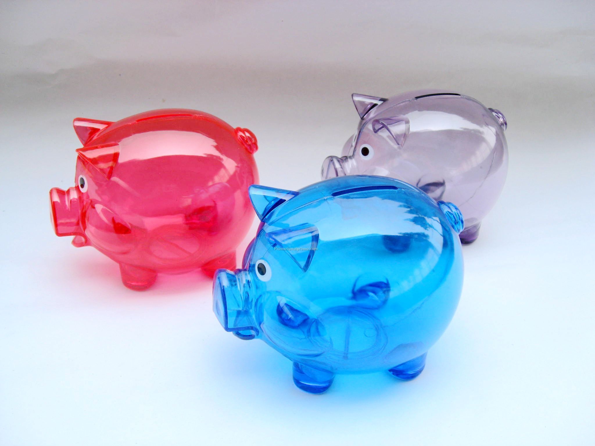 Plastic piggy bank