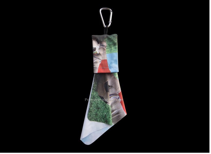 Customized microfiber cleaning cloth in pouch with carabiner
